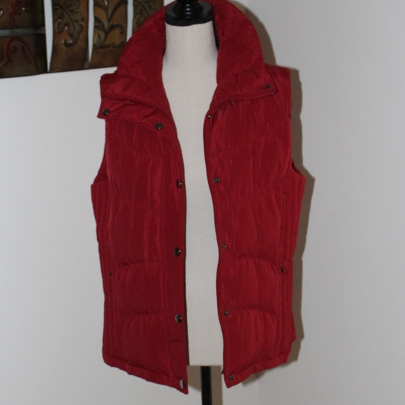 Kenneth Cole REACTION, red down puffer snap buttons and zipper closure vest - Picture 1 of 10